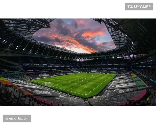 土超球员跑动热图分析现代边后卫攻防负担加重